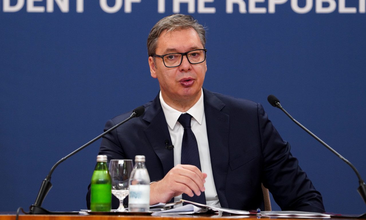 ŠTA ĆE BITI SA ŠKOLSKOM GODINOM OD 1. SEPTEMBRA? Vučić dao jasan odgovor, pa poručio: "Biće više onih koji žele da uče"