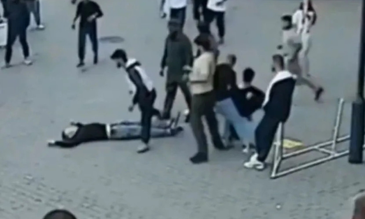 MIGRANTI PRETUKLI FUDBALERA NA SMRT Šutirali ga na zemlji dok nije izdahnuo