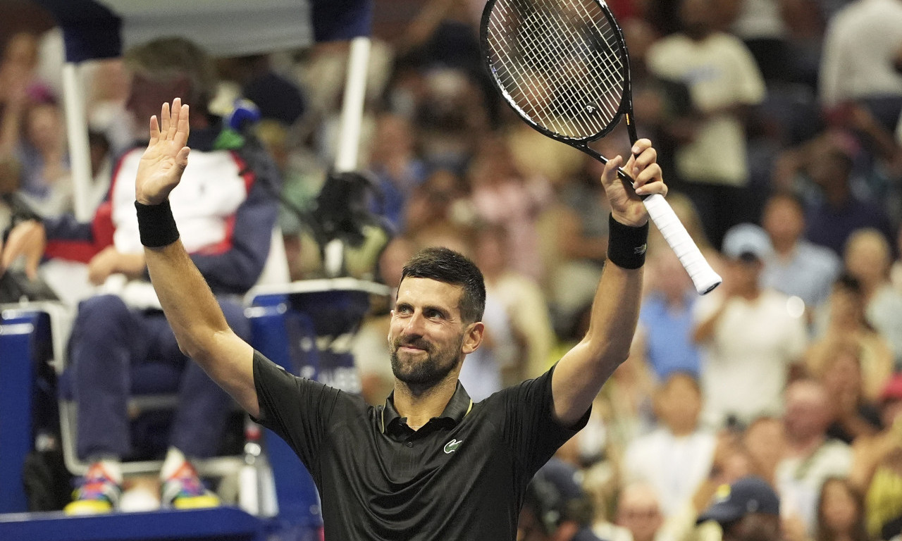 NOVAK SE NAKON POBEDE ZAHVALIO PUBLICI "Bilo je teško, ali imam najbolju podršku na svetu"