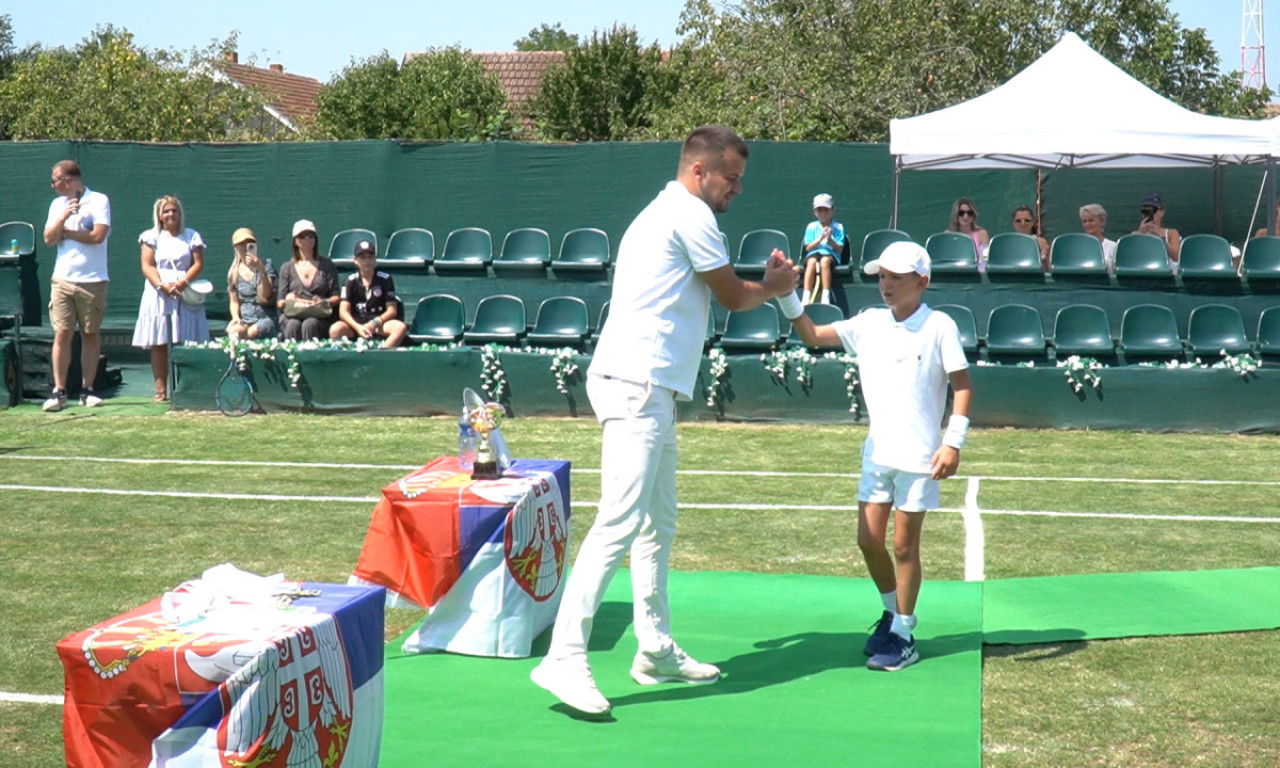 KAKO JE JEDNO SELO U MAČVI OSNOVALO SRPSKI VIMBLDON! Pobede se samo broje (FOTO)