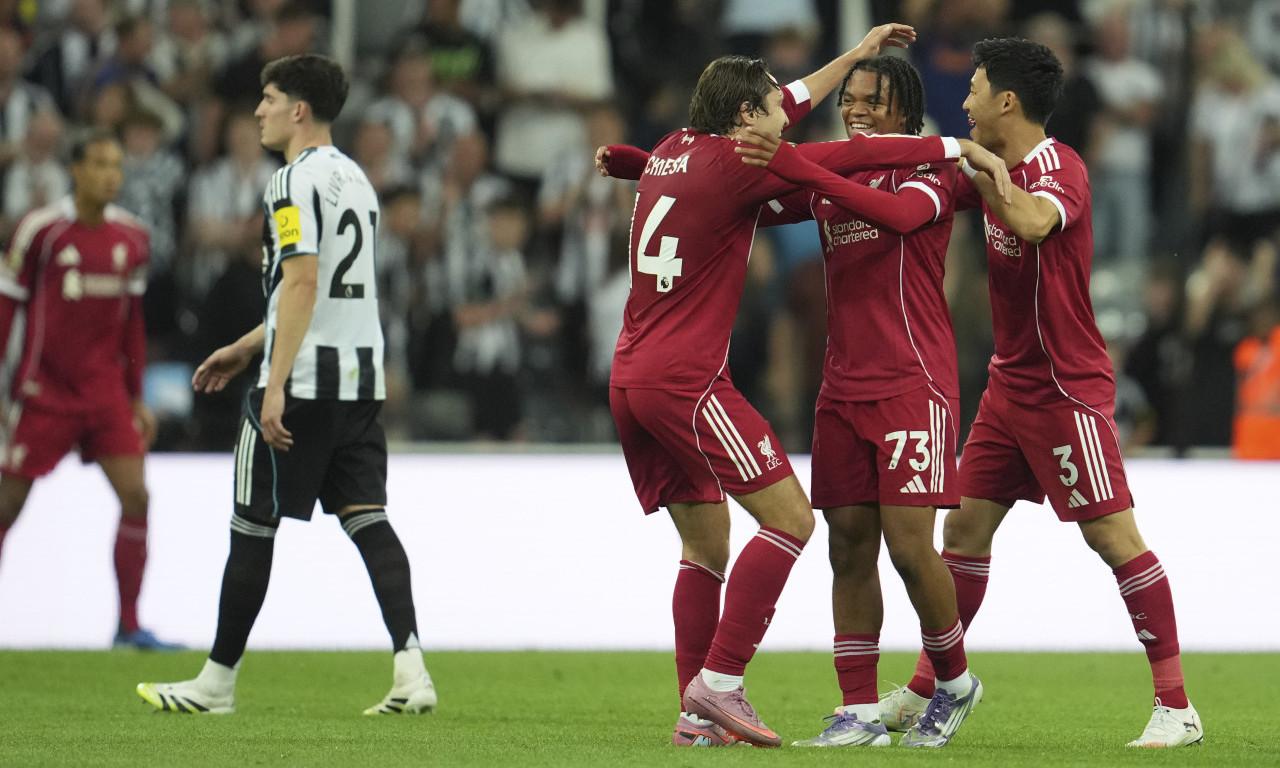 TINEJDŽER "SPASAO" LIVERPUL U 100. minutu doneo "Redsima" trijumf!