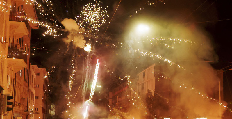 VELIKA EKSPLOZIJA NA DOČEKU NOVE GODINE U EKSKLUZIVNOM ZIMOVALIŠTU! Ima mrtvih (VIDEO, FOTO)