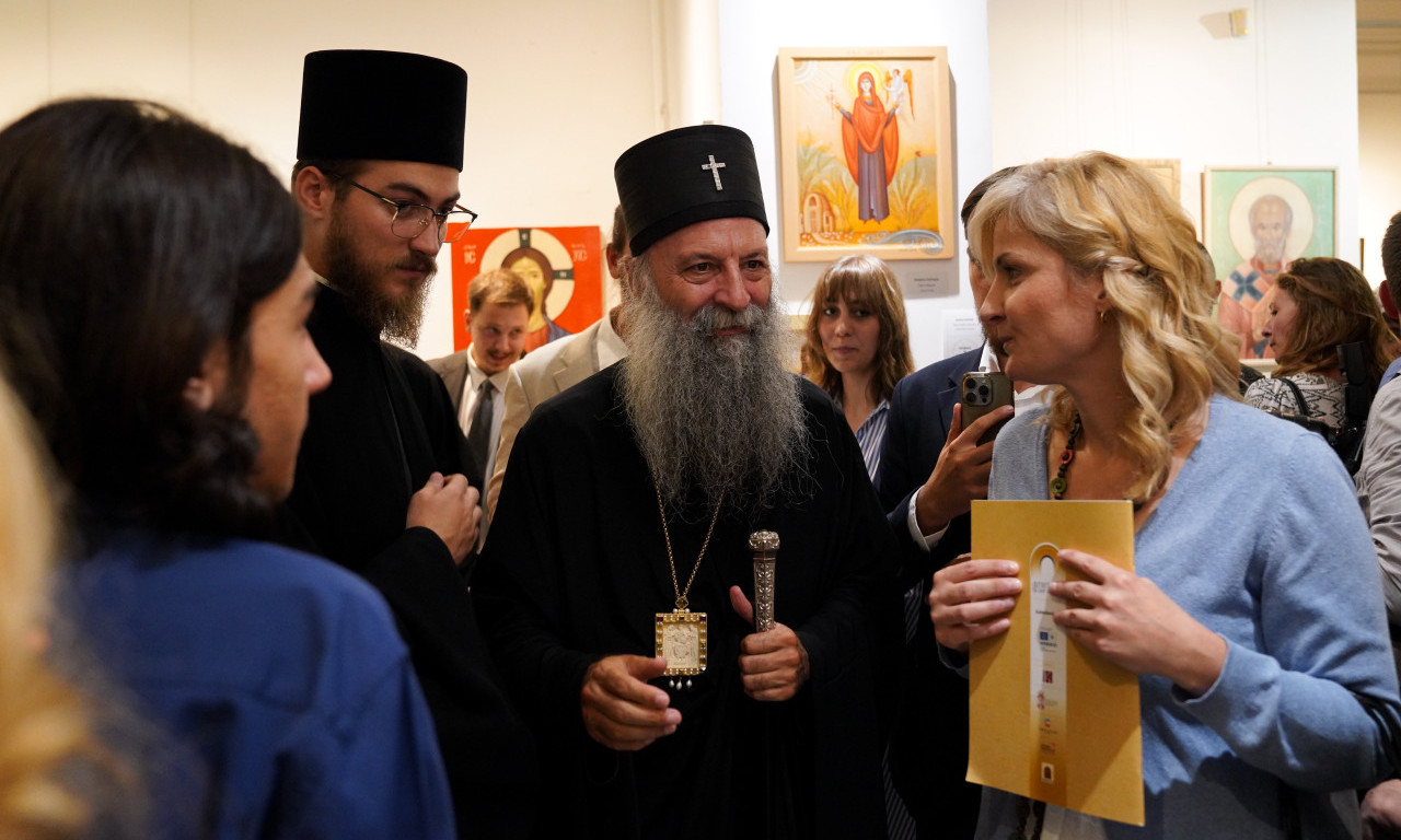 PATRIJARH OTVORIO IZLOŽBU U KOLARCU "Svetlost Logosa“ posvećena Svetom Savi (FOTO)