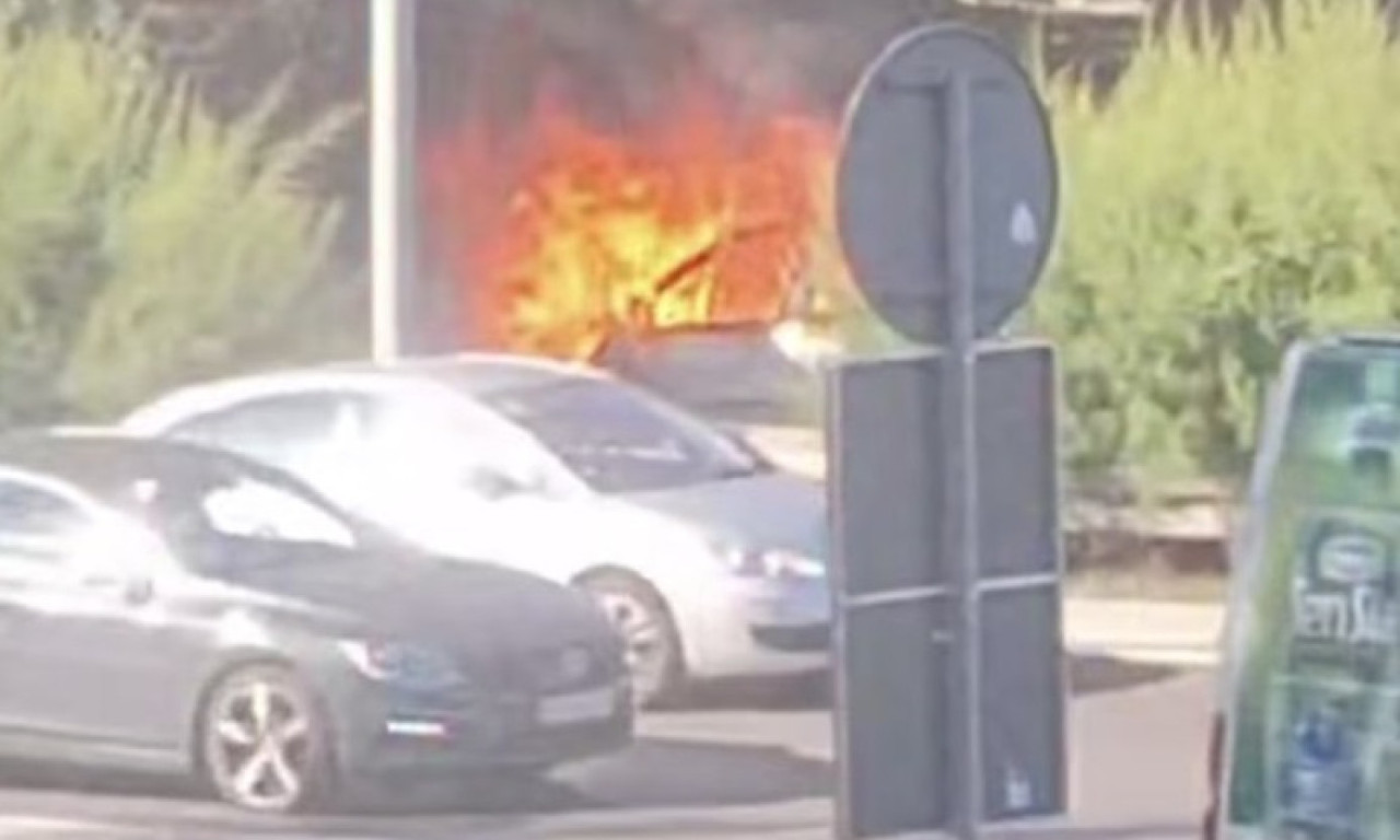 GORI AUTOMOBIL U BEOGRADU Stvaraju se zastoji u ovom delu prestonice (VIDEO)