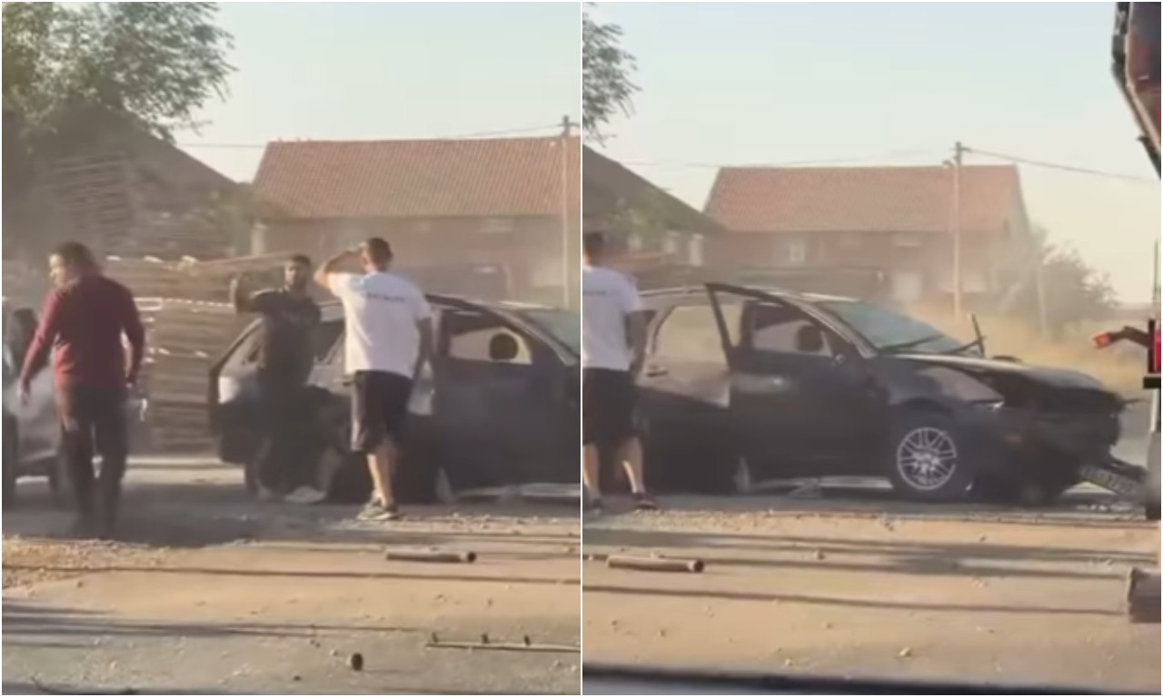 STRAVIČAN UDES IZMEĐU BATAJNICE I UGRINOVACA Auto smrskan nakon udara u kamion (VIDEO)