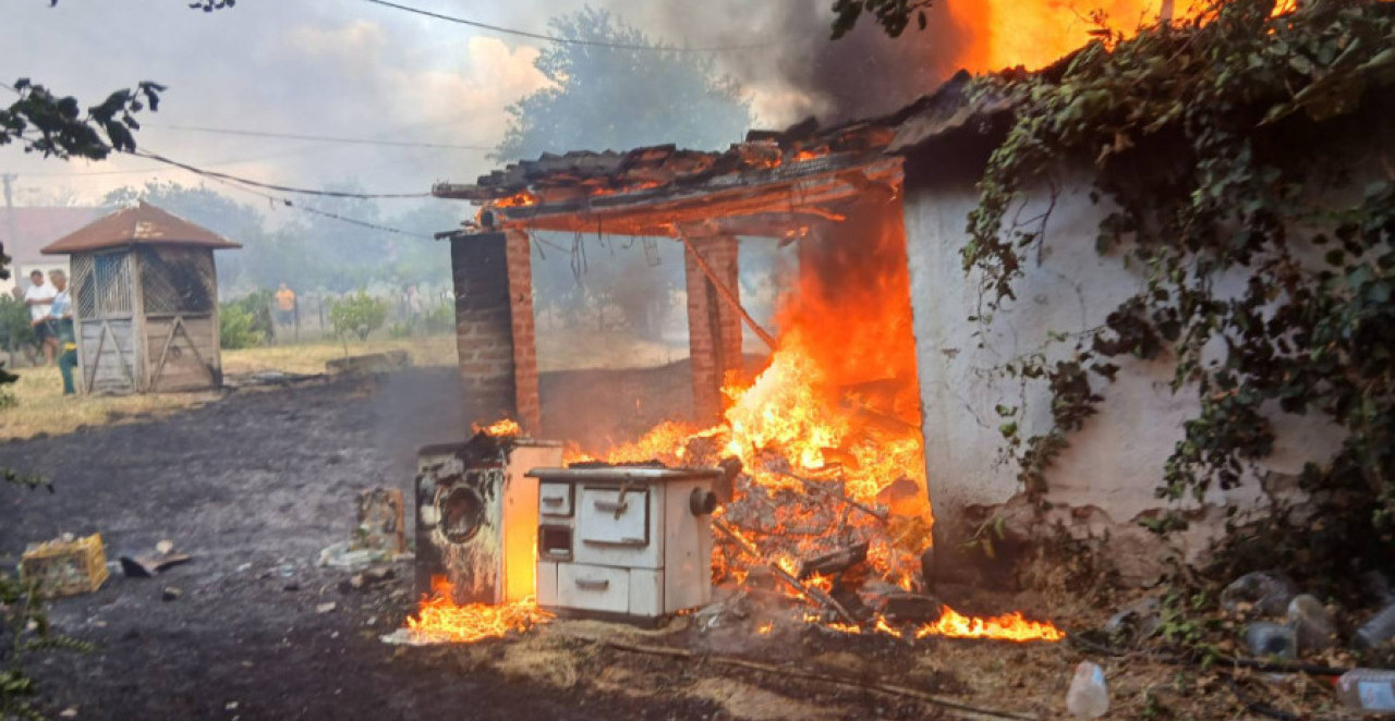 ALARM U SRBIJI Elementarna nepogoda proglašena u više gradova i opština zbog požara i ekstremne suše