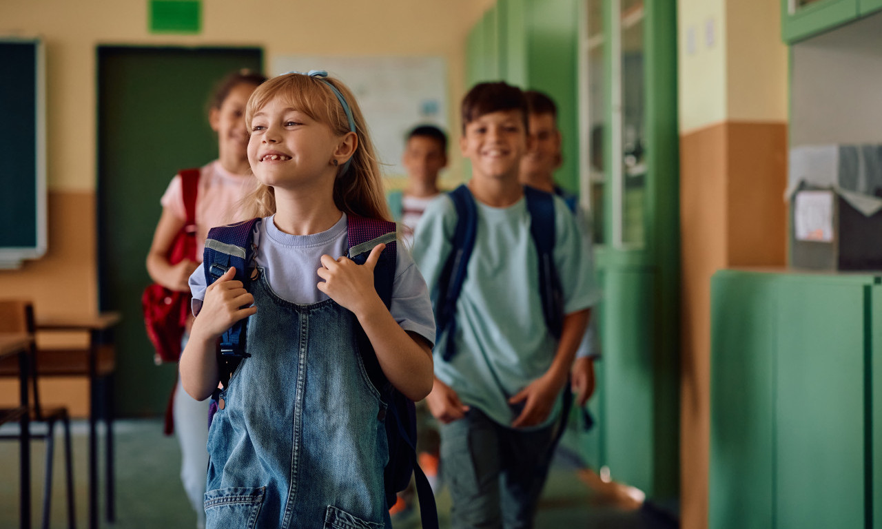 DETALJAN KALENDAR ZA ŠKOLSKU 2026/2027. GODINU Pred đacima čak 5 raspusta, pogledajte datume svih odmora