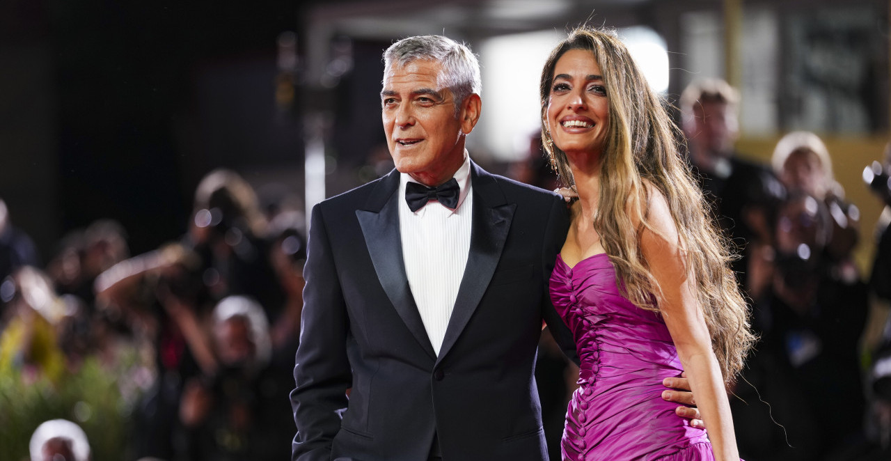 BAŠ OVDE SU REKLI JEDNO DRUGOM „DA!“ Amal Kluni zapalila crveni tepih u Veneciji uz Džordža (FOTO)