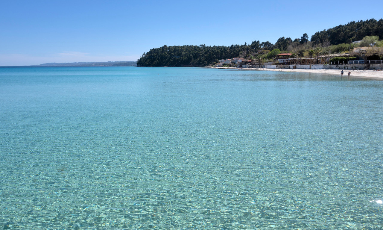 SRPKINJA UMRLA NA PLAŽI U HANIOTIJU! Tragedija u Grčkoj - nije joj bilo spasa