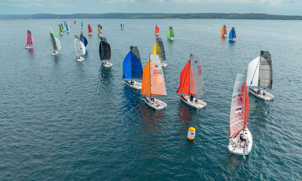 ISTORIJSKI USPEH ZA SRPSKO JEDRENJE Osvojena srebrna medalja na Evropskom prvenstvu u Portorožu!