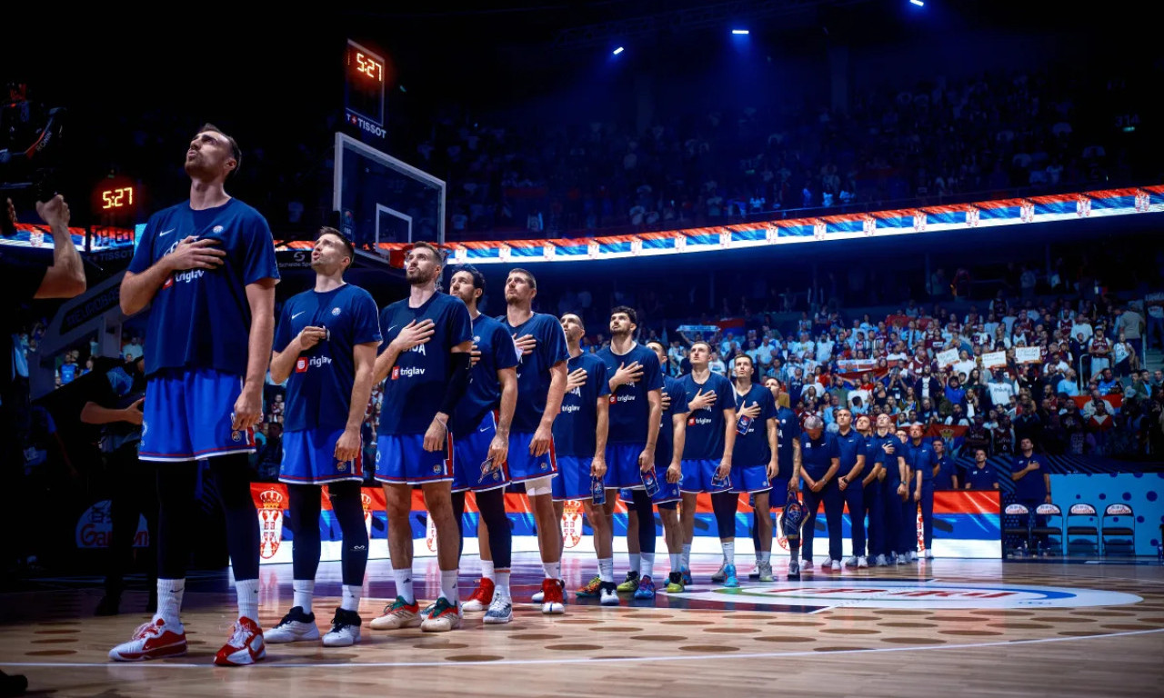 OBEZBEĐENJE U RIGI PONOVO ODUZIMA SRPSKE ZASTAVE Skandal organizatora na Eurobasketu!