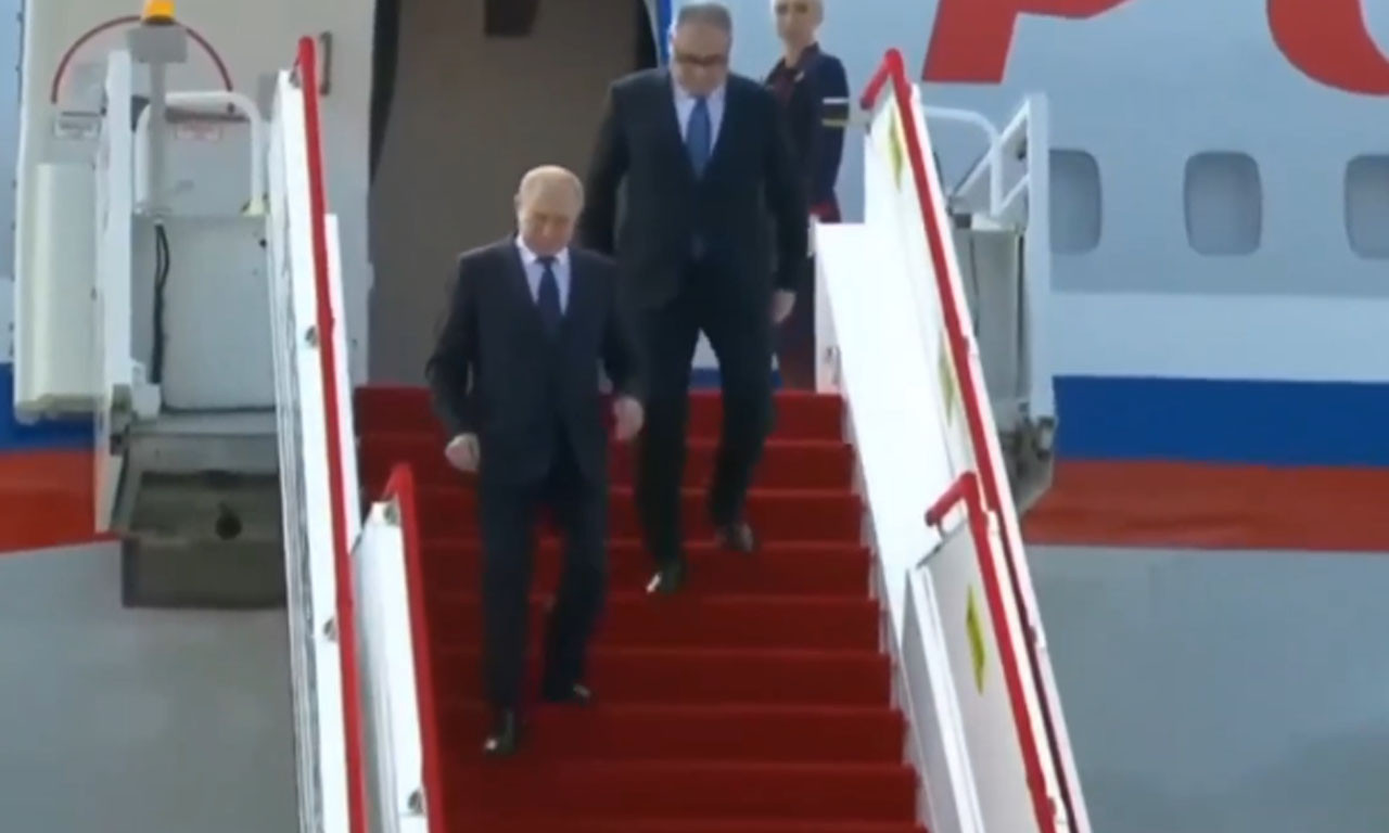 PUTIN STIGAO U KINU Ovo je razlog njegove četvorodnevne posete (VIDEO)