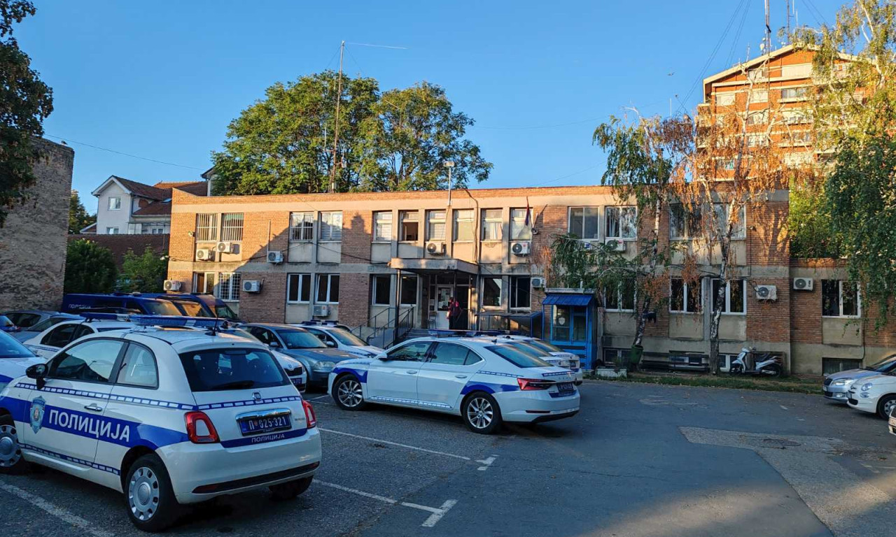 PUCNJAVA NA TRGU U OBRENOVCU! Muškarac upucan zbog parking mesta