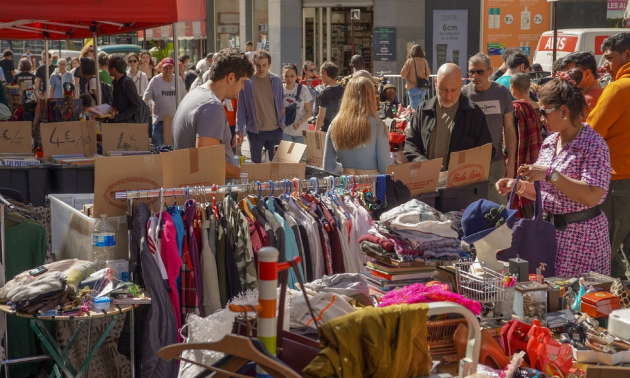 KAKO DA PREPOZNATE PRAVO BLAGO NA BUVLJAKU Mali vodič za kupovinu kvalitetnih stvari