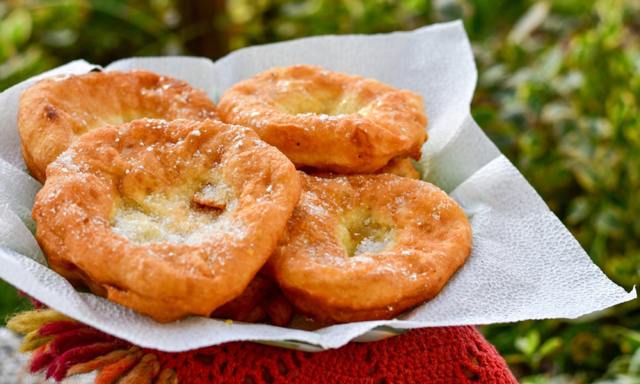 POSNE MEKIKE ZA USEKOVANJE Mekane, mirisne i savršene uz med ili džem