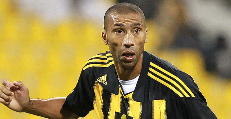 JEZIVA NESREĆA NA AUTO PUTU Bivšeg fudbalera Fulama udario kamion, hitno prevezen u bolnicu