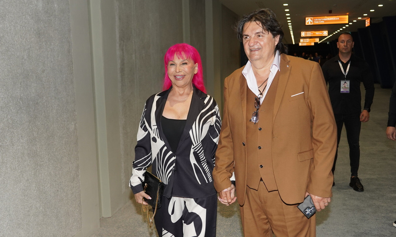 "SLEDEĆE PITANJE" Zorica Brunclik na koncertu Ane Bekute odbila da govori o ovoj temi (VIDEO)