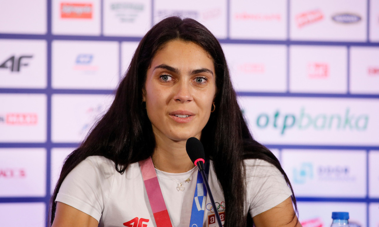 PORODILA SE MILICA MANDIĆ Dala ćerki ime koje znači mir i spokoj, njen muž podelio sjajne vesti