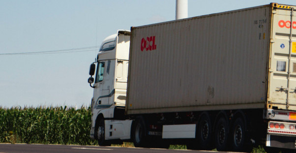 JE L' OVO NEKA NOVA PANDEMIJA?! Kamion u kontrasmeru na auto-putu kod Dobanovaca! Ljudi besne (VIDEO)