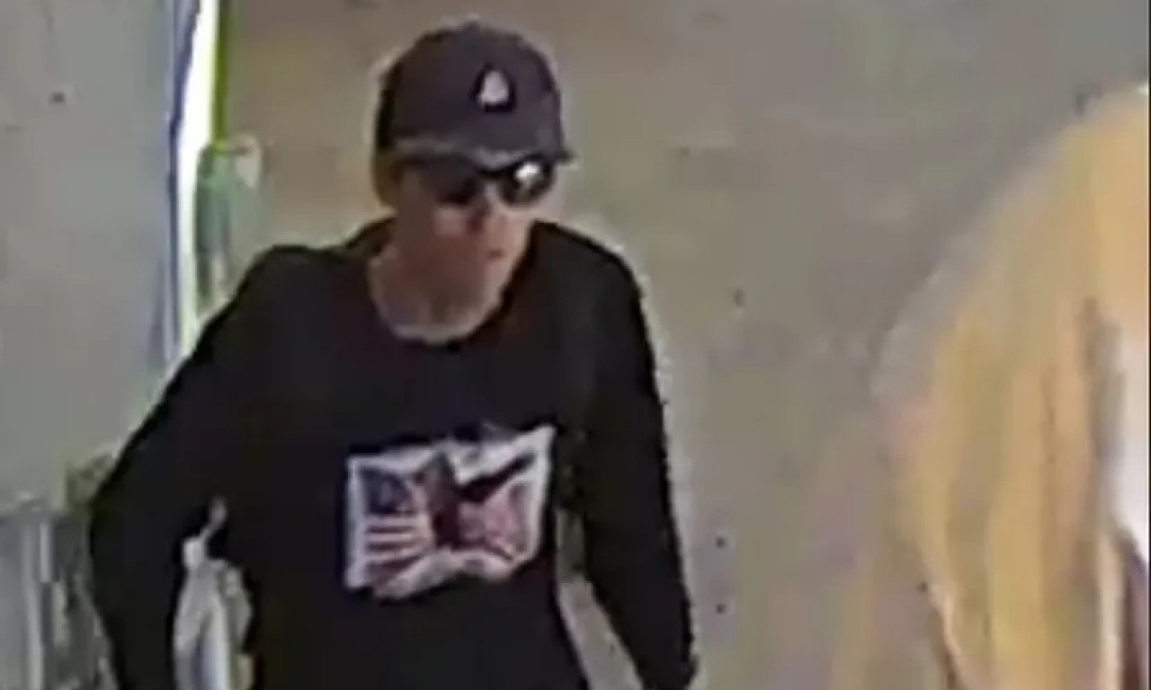 OVO JE MUŠKARAC OSUMNJIČEN DA JE UBIO ČARLIJA KIRKA Objavljen i apel javnosti!