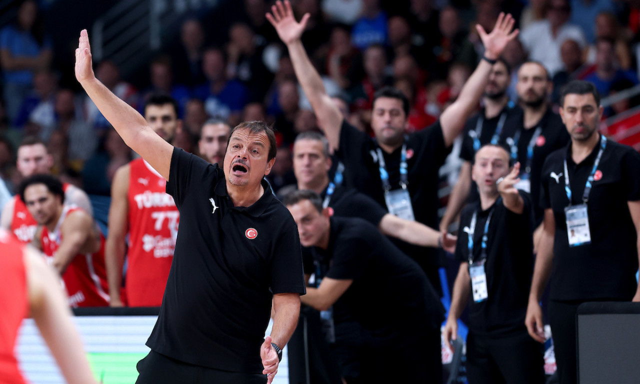 OTKAZ ZBOG OBJAVE I TO PRED FINALE EUROBASKETA Ataman otkrio: Vraćen je u Tursku!