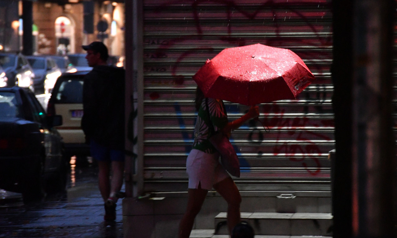 DRAMATIČNA PROMENA VREMENA! Slede pljuskovi i grmljavina, izdato hitno upozorenje