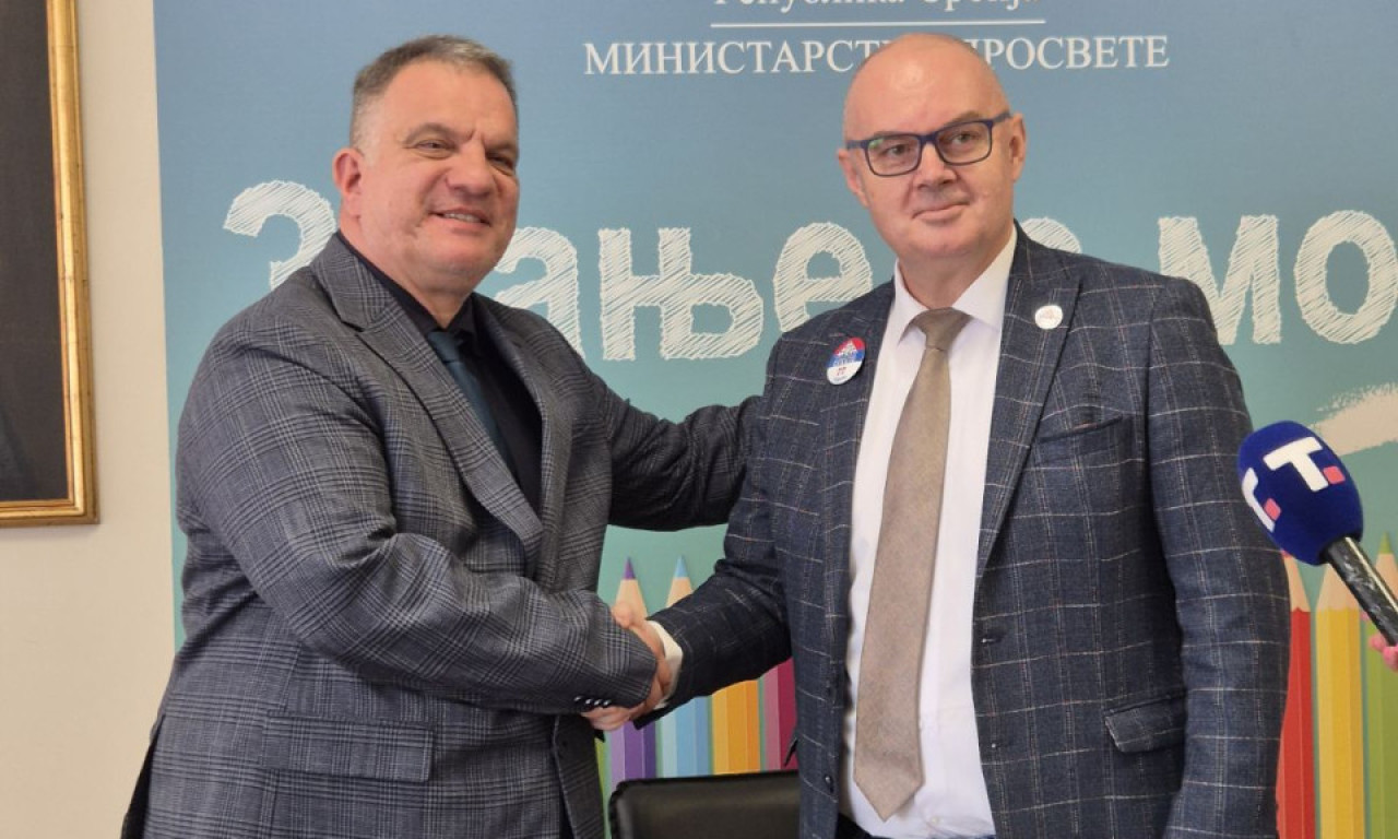 ŠAH ULAZI U ŠKOLE Ministarstvo prosvete i Šahovski savez Srbije potpisali Protokol o saradnji (FOTO)