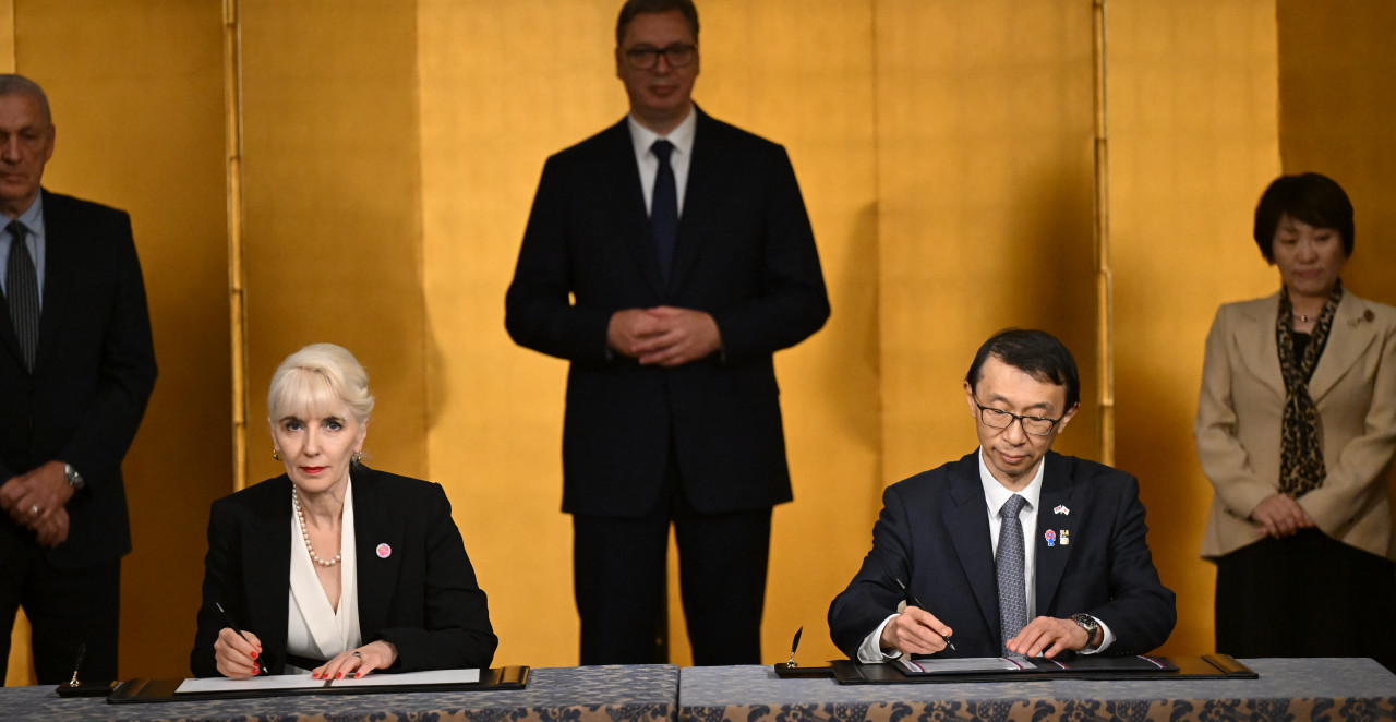 POTPISANI VAŽNI SPORAZUMI IZMEĐU SRBIJE I JAPANA Prisustvovao predsednik Vučić