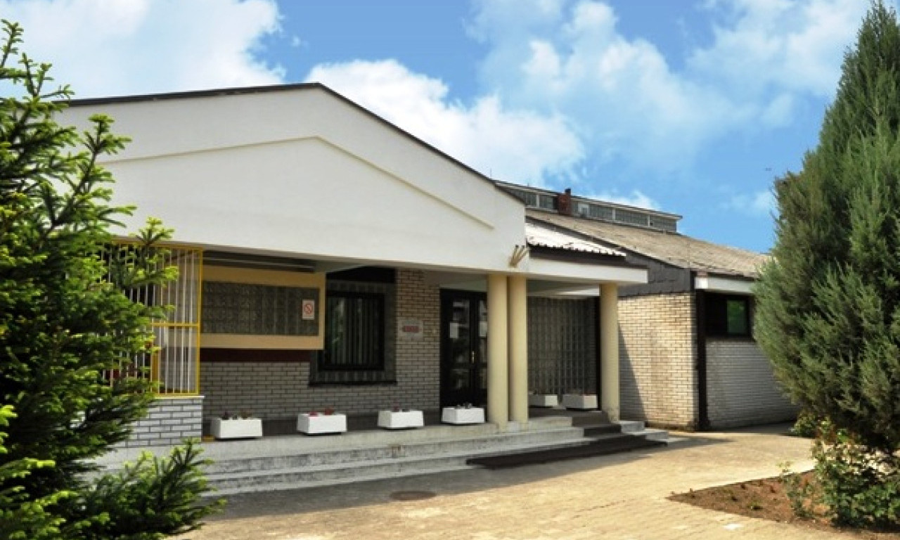 KAKO JE DETE POTPUNO SAMO I NEOPAŽENO IZAŠLO IZ VRTIĆA U VRANJU Oglasilo se tužilaštvo o užasu koji trese Srbiju