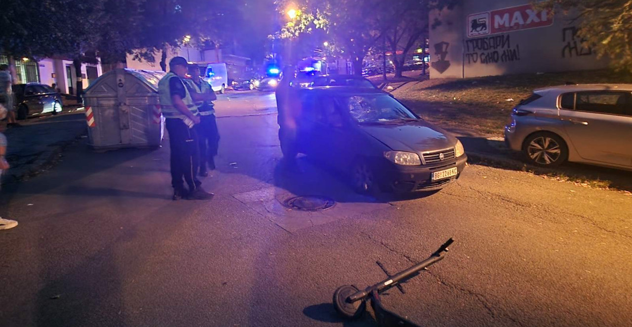 AUTOMOBIL "POKOSIO" DETE NA TROTINETU Teška saobraćajka na Medakoviću (FOTO/VIDEO)