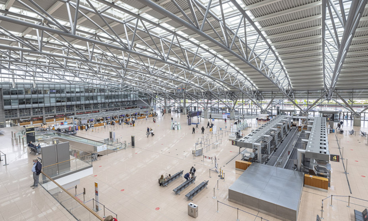 KAŠNJENJE I OTKAZIVANJE LETOVA Kolaps na aerodromu, poznat i razlog