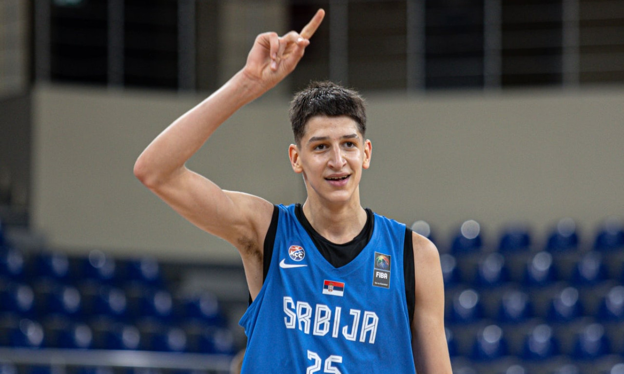 SRPSKO ČUDO OD DETETA PONOVO ISPISALO ISTORIJU BARSELONE Kusturica sa 16 godina i 5 meseci zaludeo svet (VIDEO)