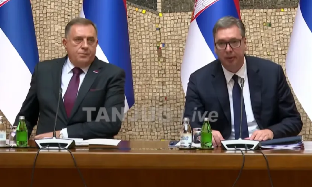 VUČIĆ: Naše je da sačuvamo narod od istorijske katastrofe u koju mnogi hrle!
