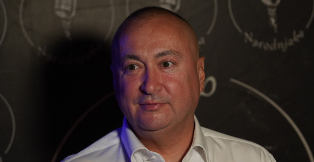 PEVAČ ĐANI HITNO OPERISAN Folkeru ugrađeno pet stentova na VMA