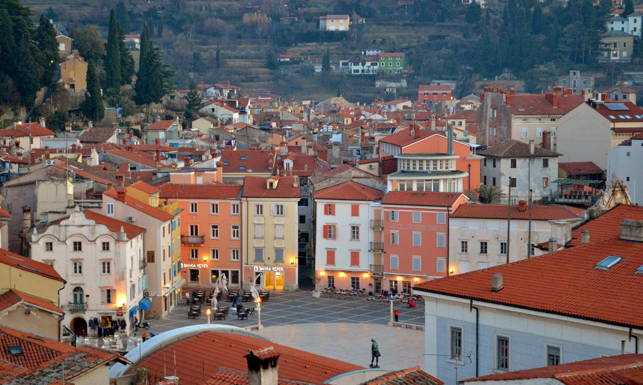 GDE OTIĆI OVE JESENI, A DA NISU VELIKI IZVIKANI GRADOVI Top 3 destinacije u Evropi za reset bez gužvi (FOTO)