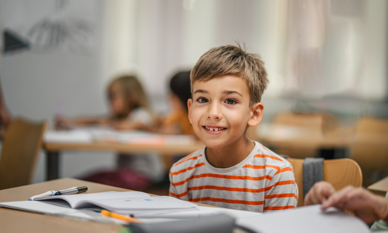 SREĆNO, PRVACI! Danas ne počinje samo škola, već jedno veliko i nezaboravno životno putovanje