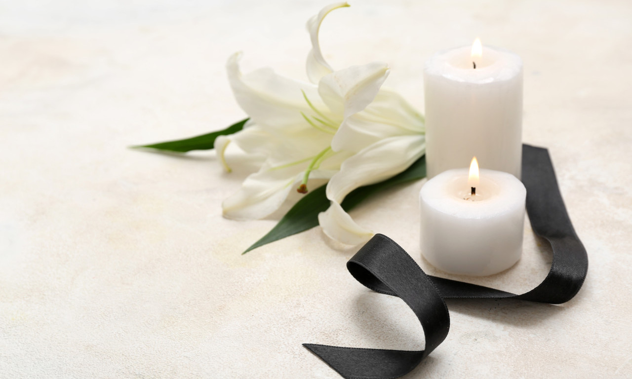 BIVŠI FUDBALER CRVENE ZVEZDE PODELIO TRAGIČNE VESTI Umro njegov nekadašnji saigrač iz Arsenala u 25. godini (FOTO)