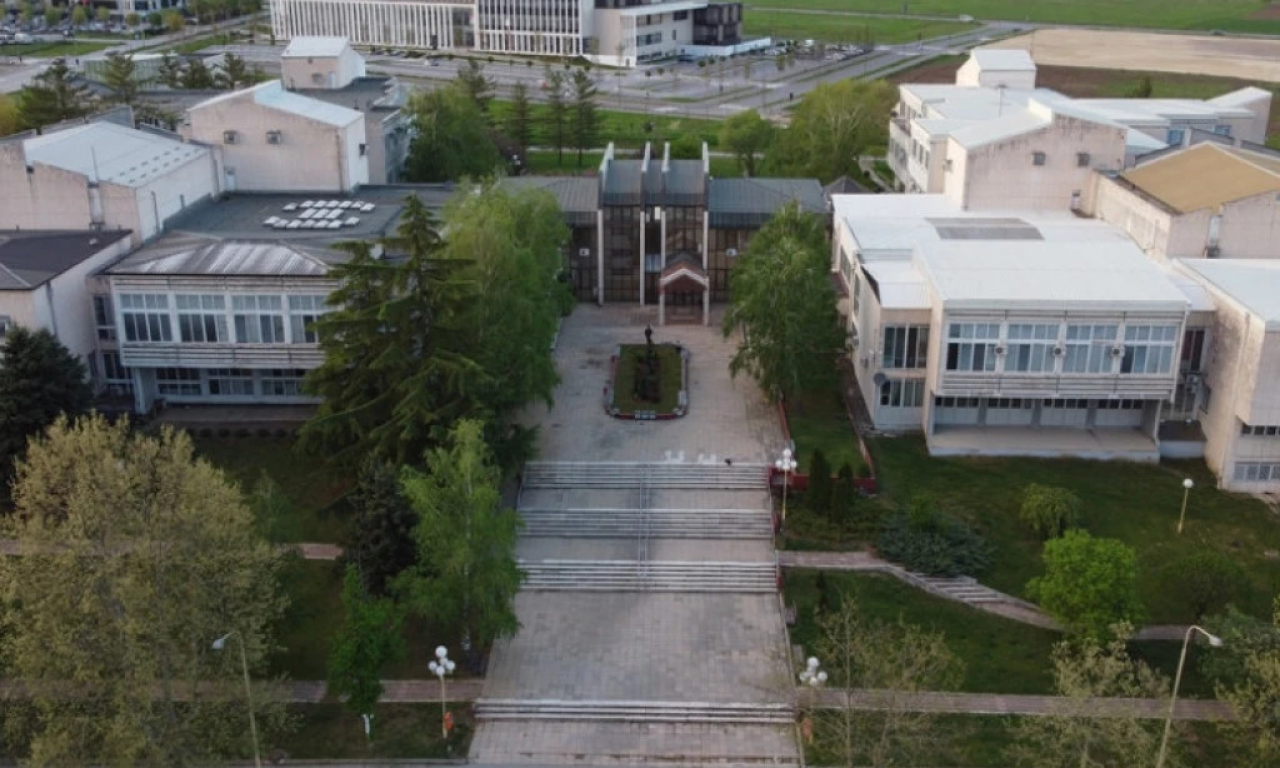 OKONČANA BLOKADA ZGRADE REKTORATA U KRAGUJEVCU: Ona je trajala gotovo 10 meseci