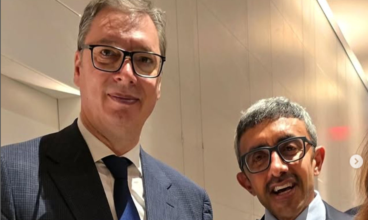 VUČIĆ SA ABDULOM BIN ZAJEDOM Ovo je predsednik Srbije zamolio šeika u Njujorku (FOTO)