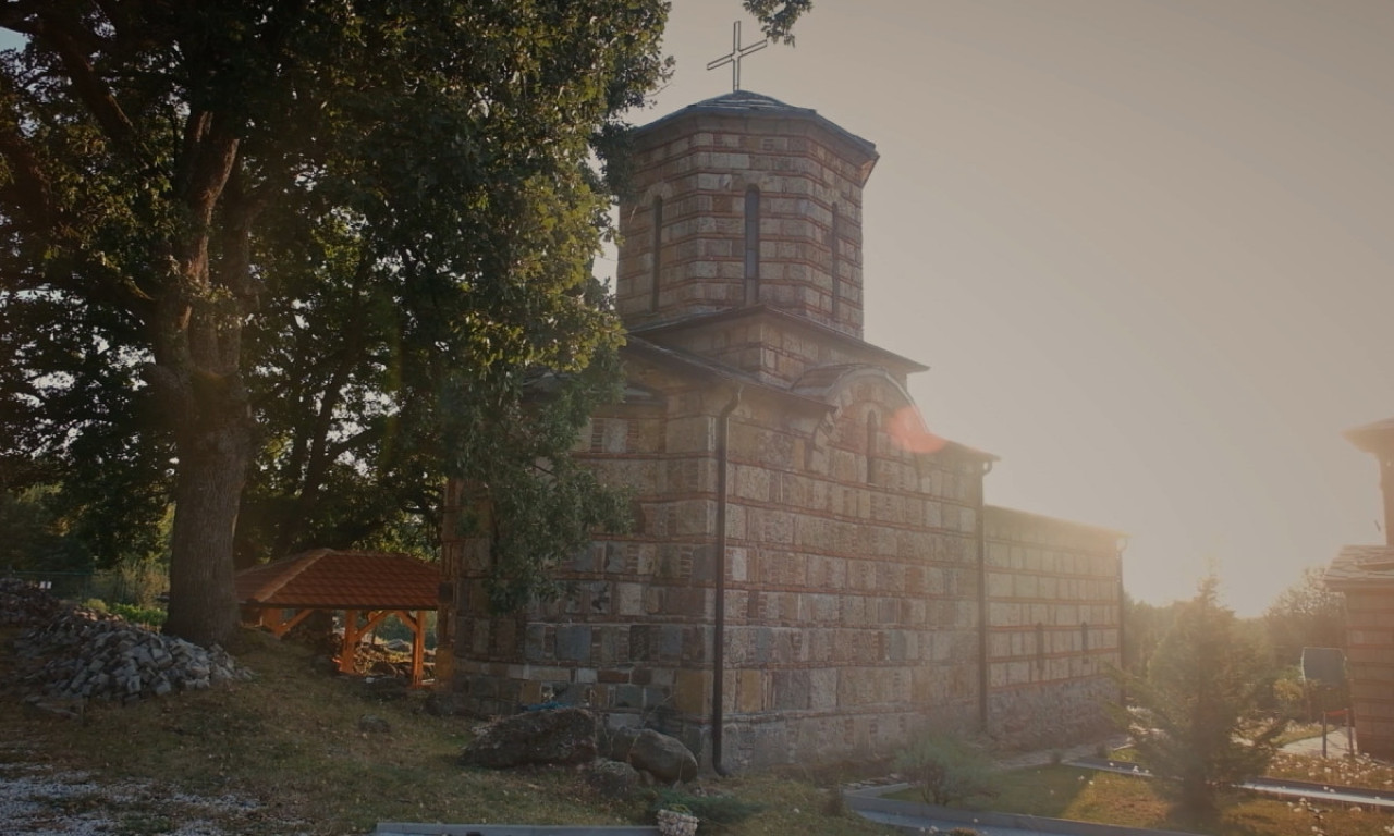 PREMIJERA FILMA „SVI ZA KOSMET, MA GDE BILI" U BEOGRADU Dokumentarna priča o zavetu koji se ne zaboravlja (FOTO/VIDEO)