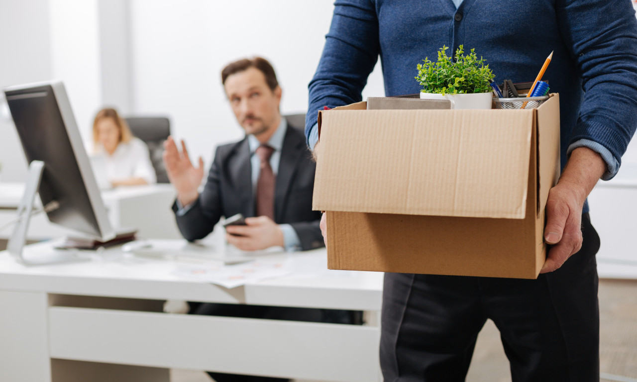 KAKO PROFESIONALNO DATI OTKAZ Poslovni bonton koji treba poštovati, ovo je 5 pravila!