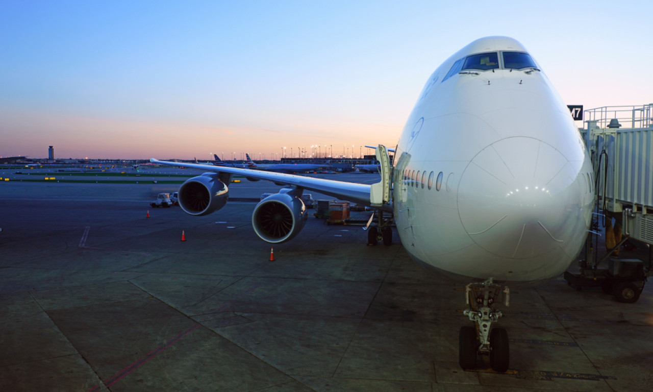SUDAR AVIONA NA AERODROMU Drama u Njujorku - svi gledaju u ovaj snimak (VIDEO)