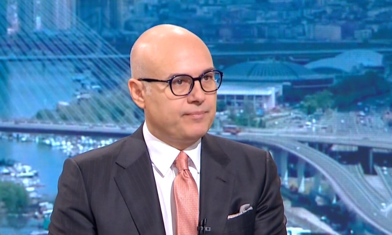 VUČEVIĆ O NAPADU ISPRED SKUPŠTINE: "Ovo je težak teroristički akt, ne samo pokušaj ubistva"