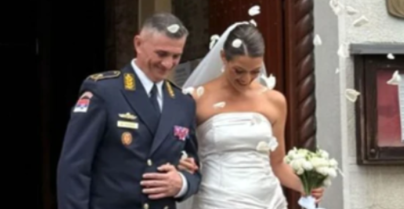 SUZANA MANČIĆ UDALA ĆERKU! Teodora posle fijaska sa milionerom opet u venčanici, mladoženja u uniformi!