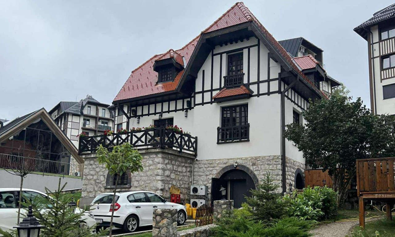 DA LI STE VIDELI TITOVU VILU NA ZLATIBORU? Restoran krade poglede, tu je ručao Tito lično - a kad vidite cene i vi ćete