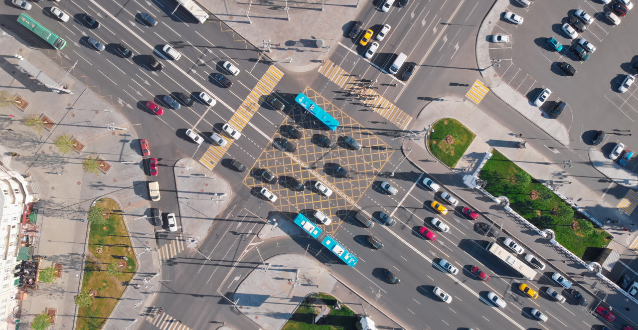 KAKO BISTE VI IZAŠLI IZ "ČEPA" NA NOVOM BEOGRADU? Semafor prestao da radi i momentalno je nastala ova scena (VIDEO)