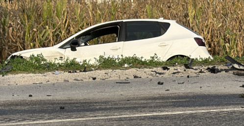 PREŠAO U SUPROTAN SMER, PA SLETEO U KANAL! Vozač preminuo za volanom, detalji nesreće kod Lazarevca