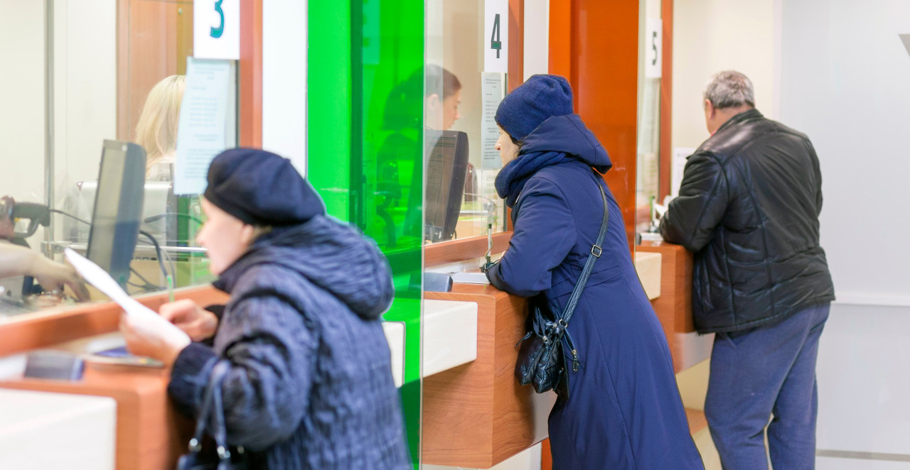 VELIKE GUŽVE ZA "SVOJ NA SVOME" Šalteri rade u dve smene, evo kada možete da predate dokumenta za legalizaciju