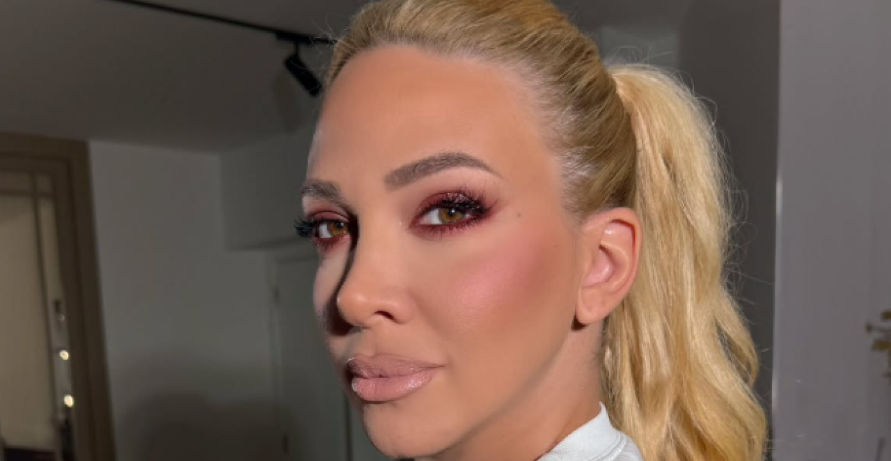 MILICA TODOROVIĆ PRVI PUT POKAZALA TRUDNIČKI STOMAK Pevačica u 4. mesecu očekuje sina (FOTO)