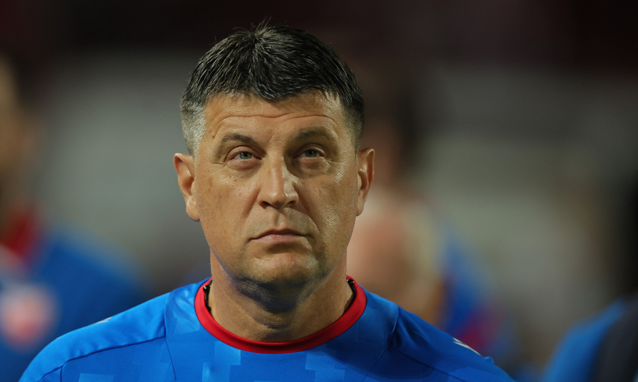 ZVEZDA OSTAJE BEZ 14 IGRAČA JER SU PREVIŠE DOBRI! Nikad slađe muke za Vladana Milojevića